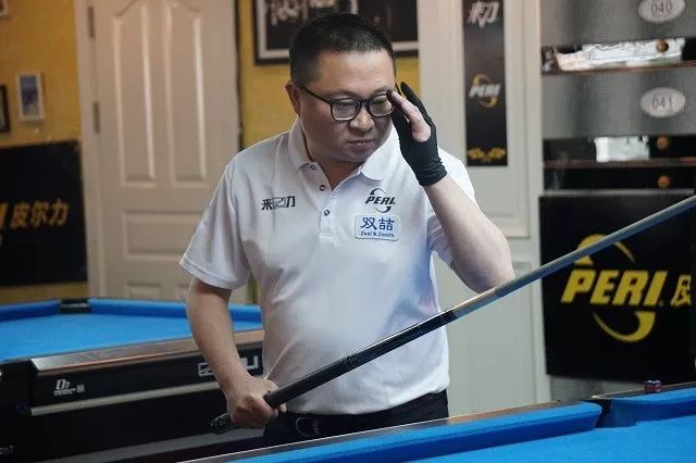 头在比赛中 头在比赛中