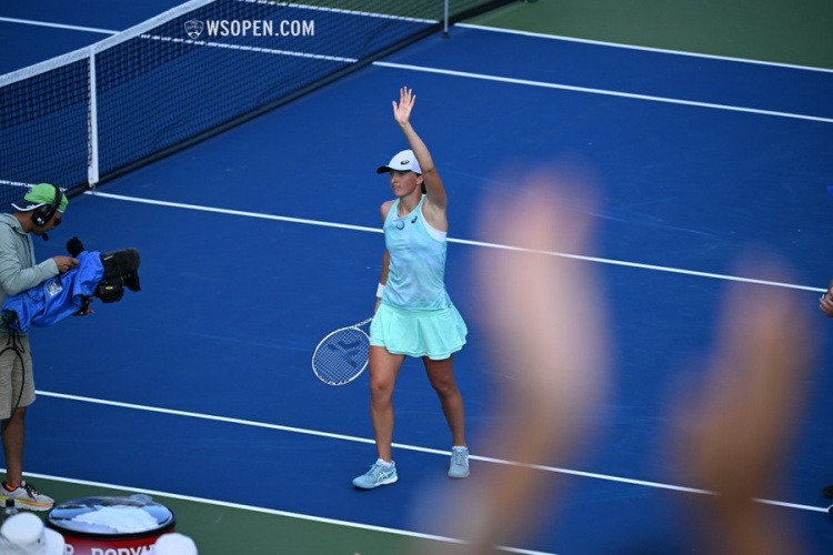 国安陷入 国安陷入